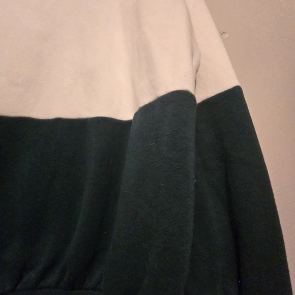 Disney Tigger Winnie The Pooh 100 Acre Wood Sweatshirt Women's SM Embroidered - Picture 11 of 11